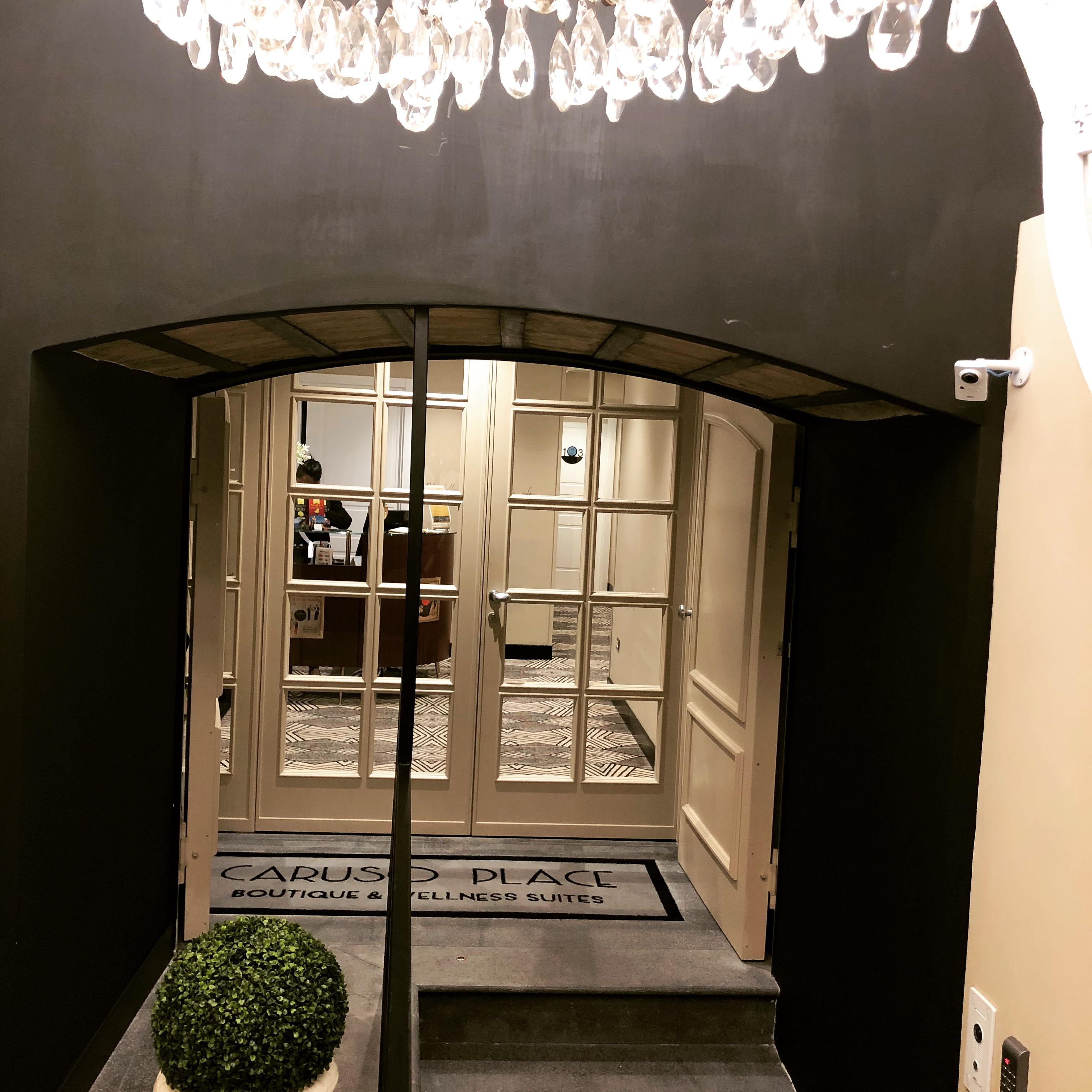 Caruso Place Boutique & Wellness Suites Naples Exterior photo